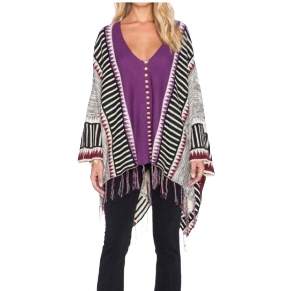 𝅺minkpink RevolveTribe Wars Knit Poncho Gray and Fuchsia One Size - Picture 1 of 8
